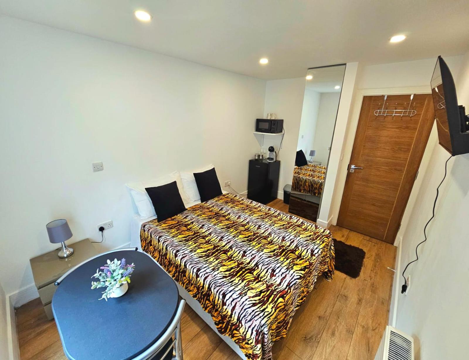 Oliver Double Room Londra Dış mekan fotoğraf
